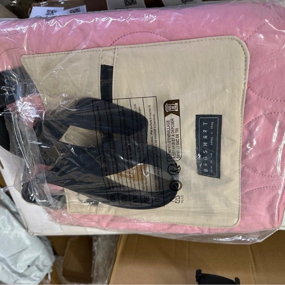 BRAND NEW Bagsmart Zora Puffy Tote (20L) – Laptop/Travel/Gym – Rose Pink & Beige - Picture 7 of 8